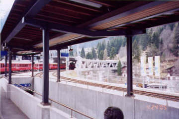 Concrete bridge at Klosters resembles covered bridge. Photo by Lisette Keating April,
2005